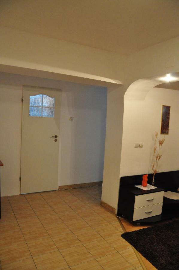 רסיטה Mario Apartments מראה חיצוני תמונה